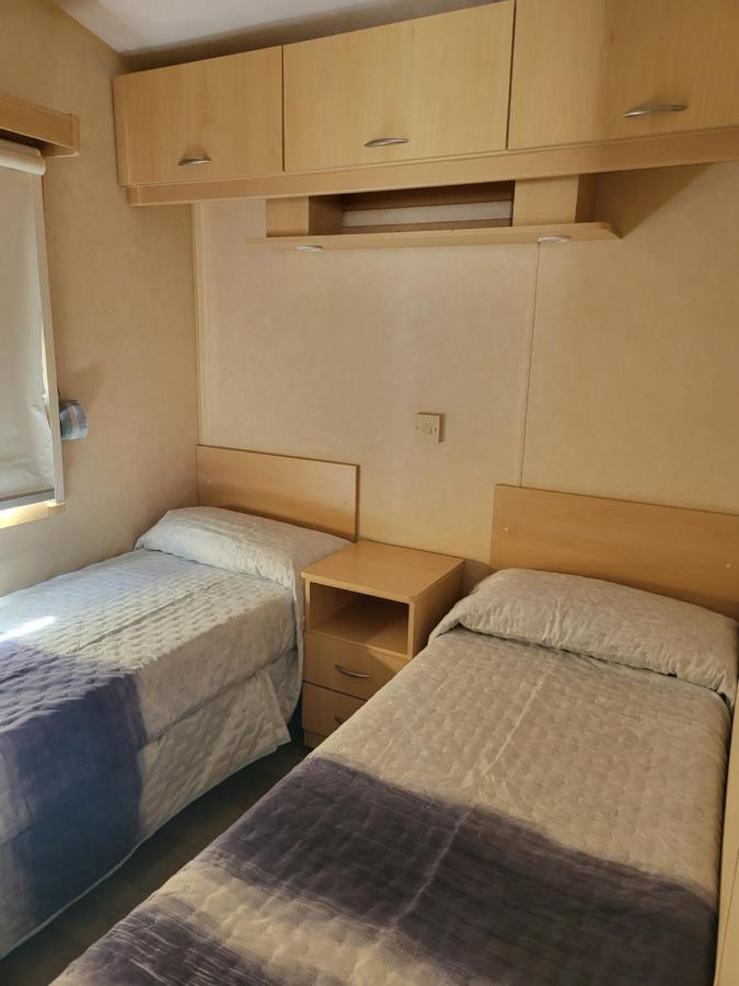 Camping Pradon アルヌエロ エクステリア 写真